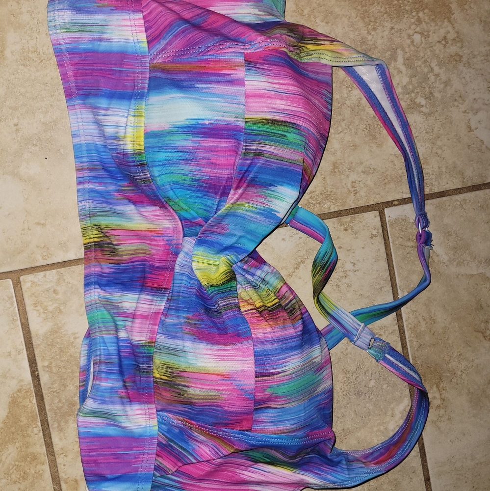 New Torrid swim bikini top multicolor stripe size 1